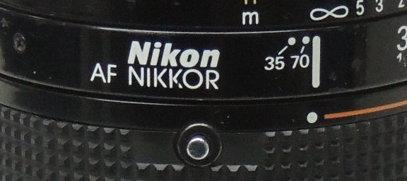 Nikon 35-70 mm F/2.8 D