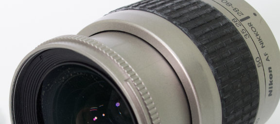 Nikon AF 28-80mm f/3.3-5.6 G
